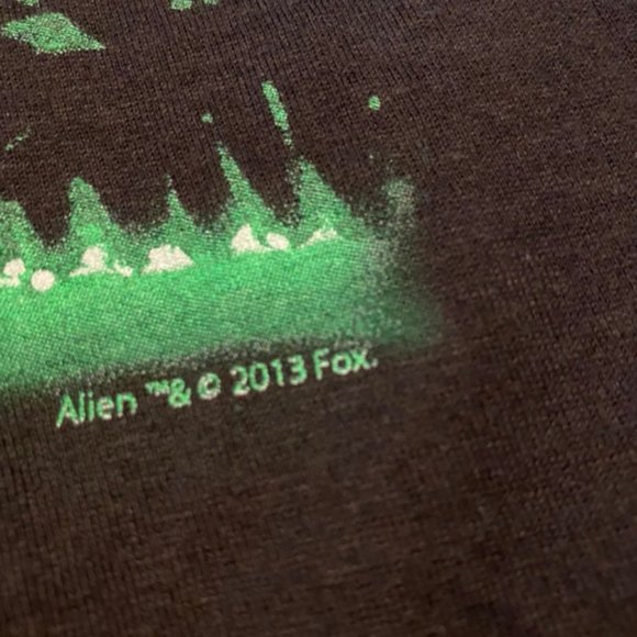 Mens 2013 Alien Movie Promo Shirt - Picture 2 of 6